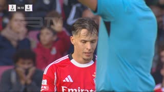 Benfica, Jogada, A. Dedić aos 37'