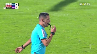 Alverca x Nacional: Final de jogo