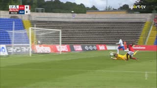 Santa Clara, Jogada, Brenner aos 7'