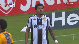 Vitória SC, Jogada, Arcanjo aos 18'