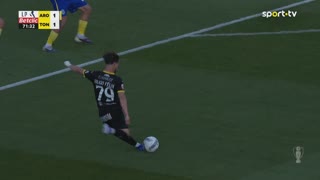Tondela, Jogada, Hugo Félix aos 72'