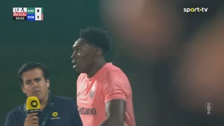 FC Porto, Jogada, Samu aos 5'