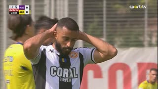 Nacional, Jogada, Laabidi aos 22'