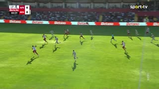 Benfica, Jogada, F. Ivanović aos 2'