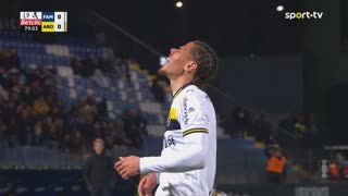 Famalicão, Jogada, R. Beney aos 79'
