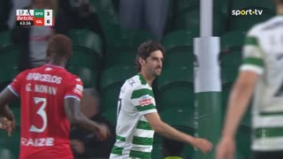 Sporting, Jogada, Trincão aos 64'