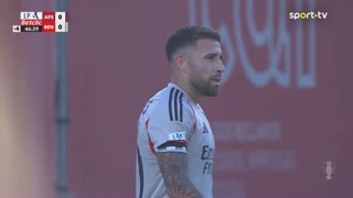 Benfica, Jogada, Otamendi aos 45'+2'