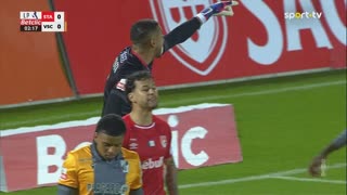 Vitória SC, Jogada, Thiago aos 3'