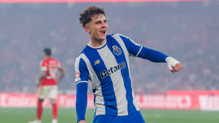 GOLO! FC Porto, O. Pietuszewski aos 40', Benfica 0-2 FC Porto