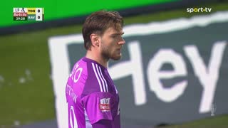 Tondela, Jogada, B. Medina aos 30'
