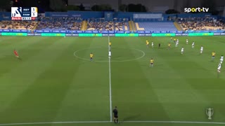 Estoril x Famalicão: Final de jogo