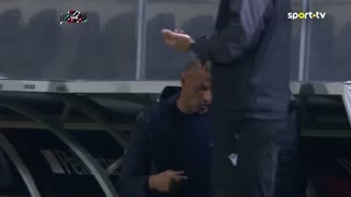 Farense x Benfica: Intervalo